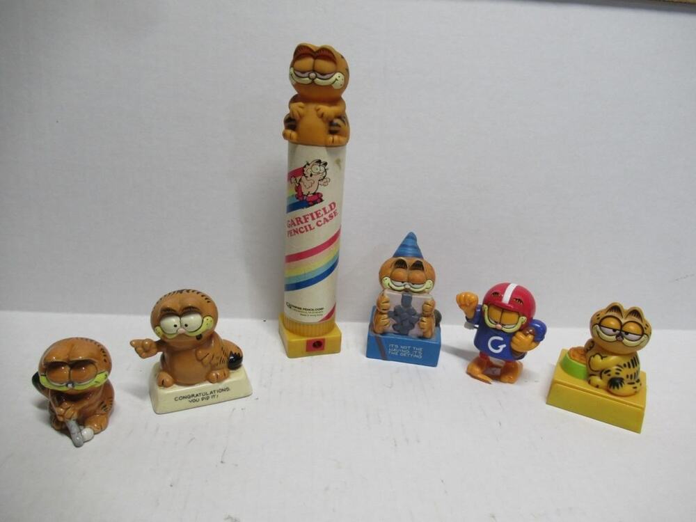Garfield 6 Assorted Figures C362
